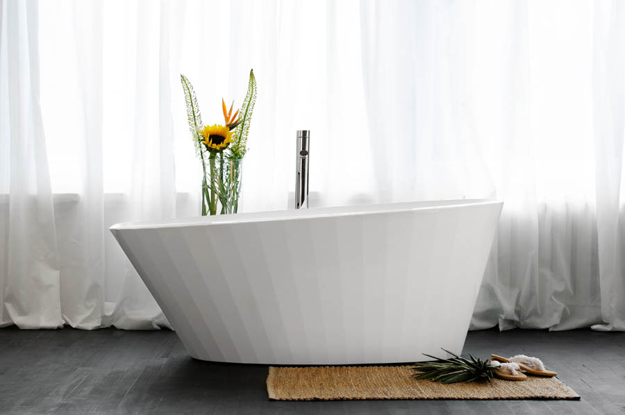 Freestanding bathtub on display at the Immerse Showroom in St. Louis