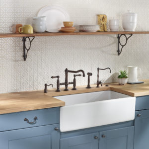 Farm Sink and Luxury Faucet