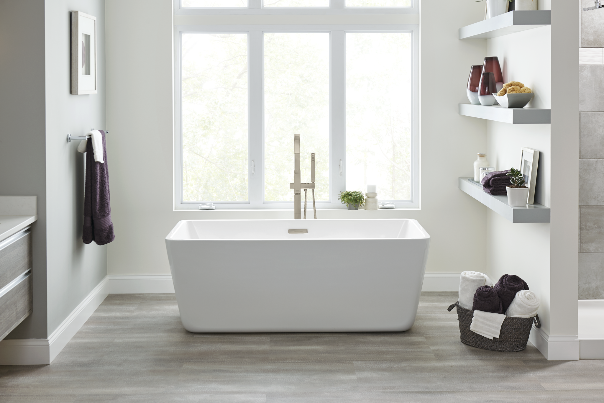 bath tub and accessories on display at the immerse showroom in st. louis