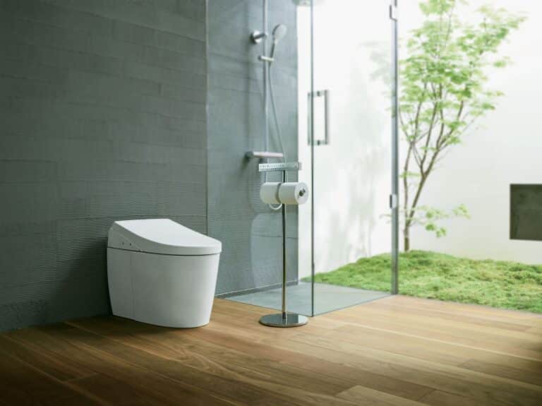 TOTO Neorest AH Dual-Flush Toilet